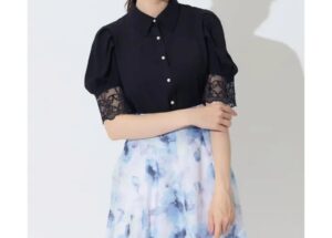 淑女蕾絲刺繡短袖上衣