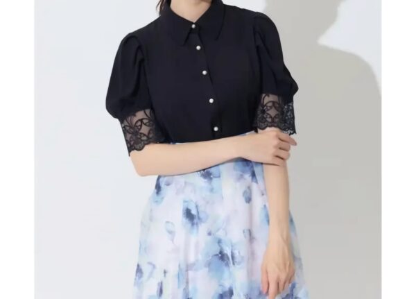 淑女蕾絲刺繡短袖上衣