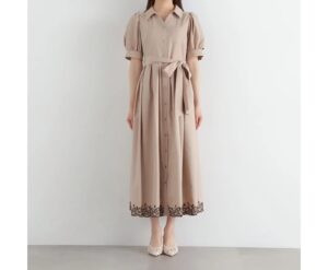 下擺刺繡連身裙