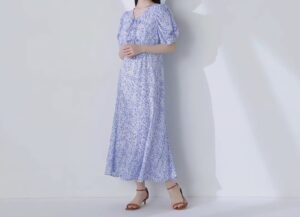 碎花連身裙