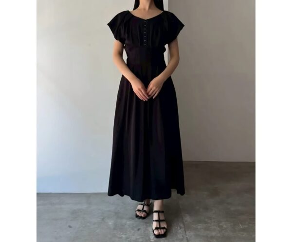 收腰短袖連身裙