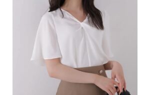 V領短袖上衣