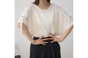 寛松垂墜感上衣