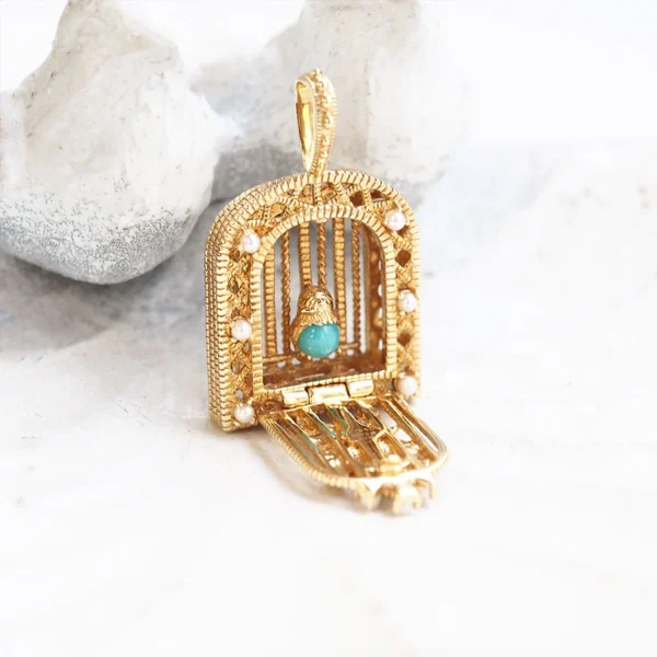 102P0757-TQ_01 【Made in Japan】K18系列  綠松石藍鳥小盒子吊墜