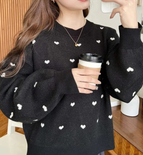 心形花紋針織上衣
