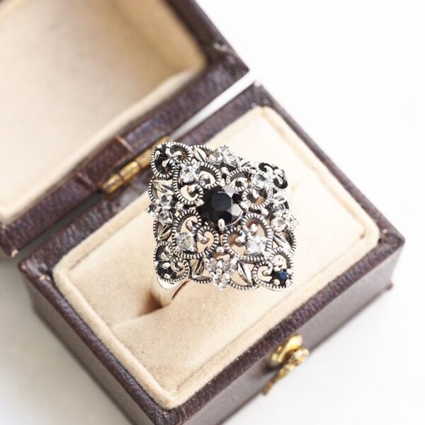 202R0392_04 【Made in Japan】黑尖晶石 & 白托帕石 密心戒指