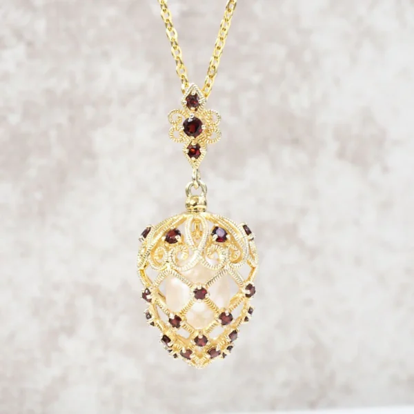 【Made in Japan】 SV系列 石榴石＆珍珠 公主士多啤梨 吊墜