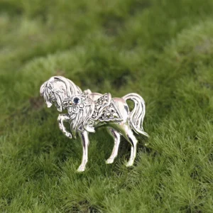 【Made in Japan】 SV系列 藍寶石皇后小馬胸針