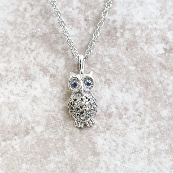 【Made in Japan】 SV系列 藍寶石＆馬爾卡石 小貓頭鷹 吊墜