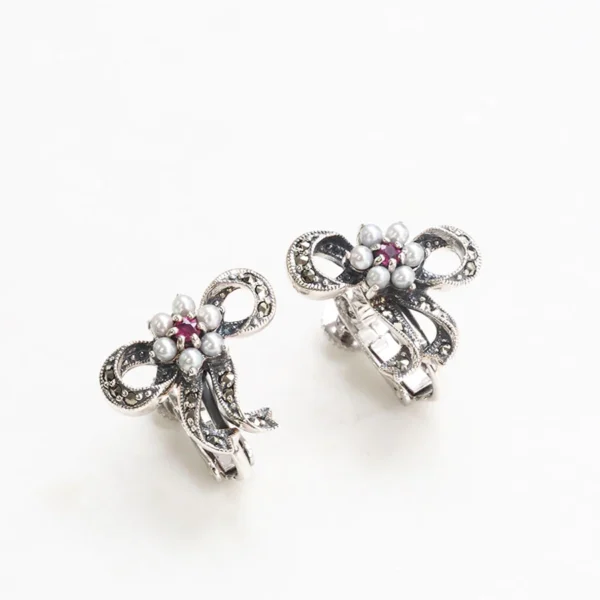 207E0062-RB_02 【Made in Japan】 SV系列 紅寶石&珍珠 Fancy蝴蝶結 耳環/夾耳環