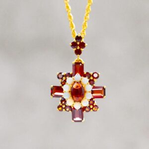 【Made in Japan】 SV系列 石榴石與蛋白石 十字架 項鍊