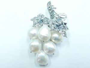 206C0192_01 【Made in Japan】 SV系列 珍珠&馬卡石 葡萄 掛墜胸針