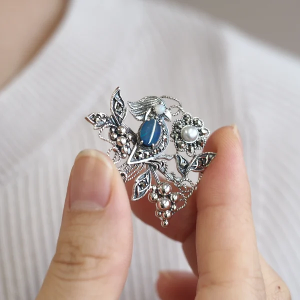 403C0181-BKOP_04 【Made in Japan】 SV系列 蛋面蛋白石 小鳥 吊墜胸針